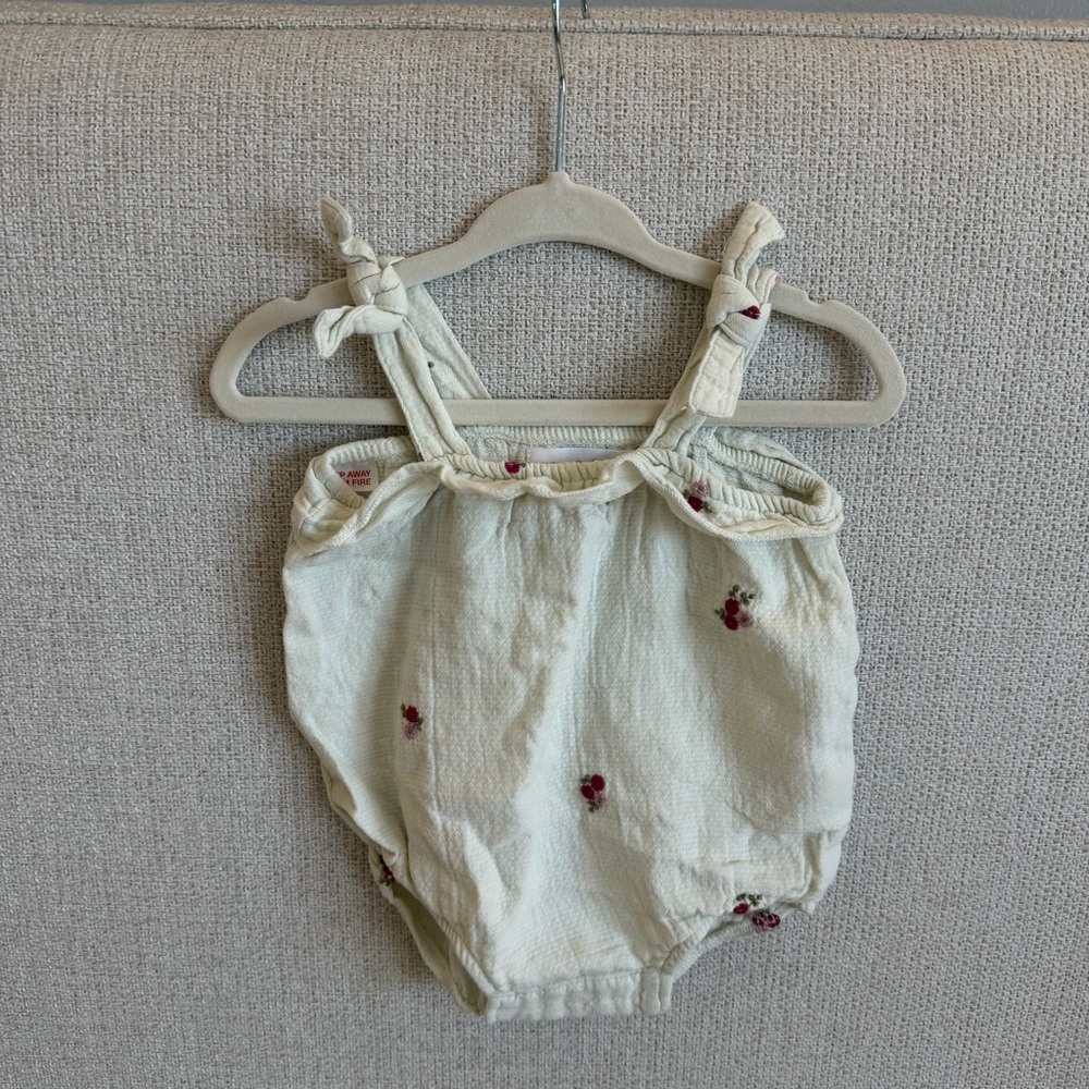 Zara Cream Floral Baby Romper Floral Accents NWOT